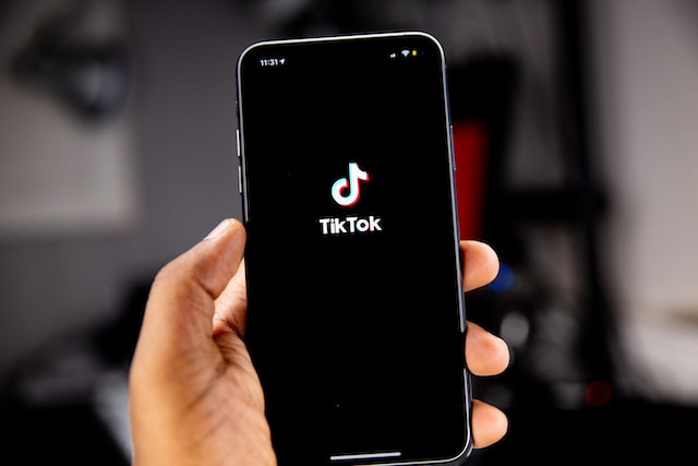 TikTok logo animation